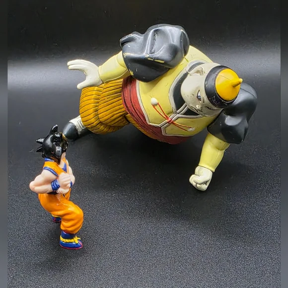 Dragon Ball Z Action Figure Set - Android #19 & Son Goku